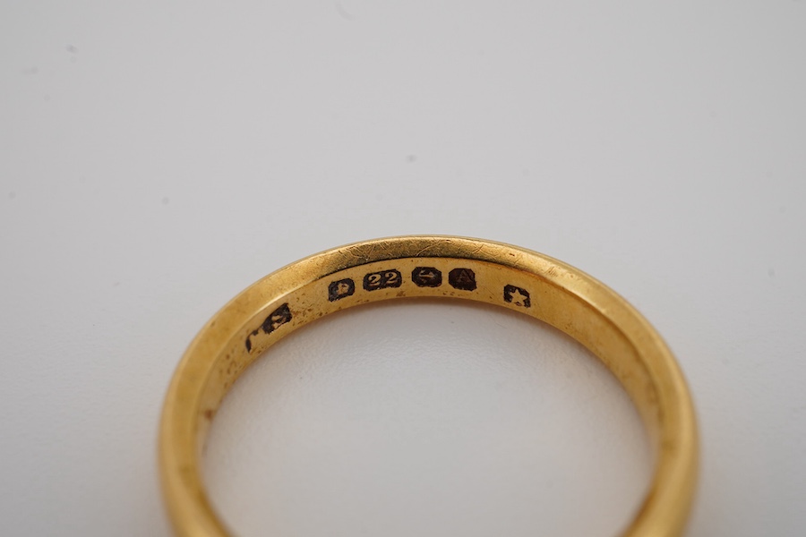 A George V 22ct gold wedding band, hallmarked for Birmingham, 1925, size N, 4.8 grams. Condition - fair to good